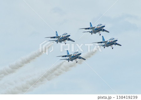 ブルーインパルス ダイヤモンドダーティーローパス ブルーインパルス ダイヤモンドダーティーローパス 138419239