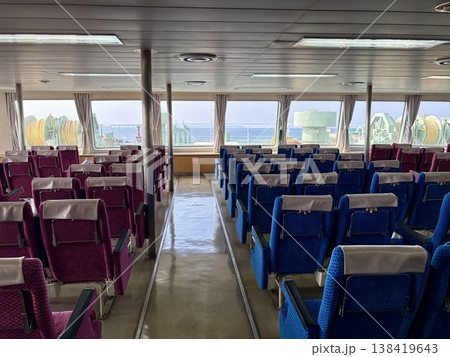 東京湾フェリーかなや丸_客室 138419643