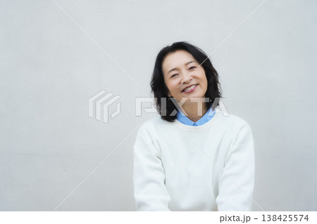 元気な実家の母のポートレート 元気な実家の母のポートレート 138425574