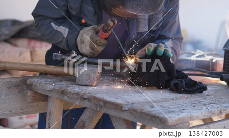 Welding of a mechanical part from the drive shaft of a car Welding of a mechanical part from the drive shaft of a car 138427003