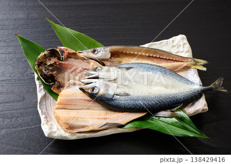 4種類の干物 4種類の干物 138429416