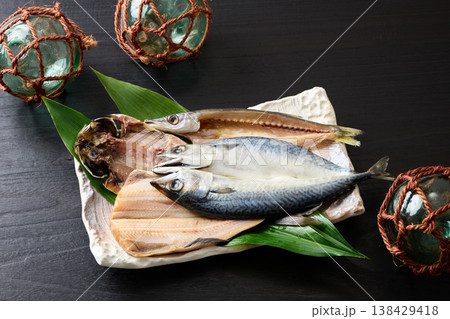 4種類の干物 4種類の干物 138429418
