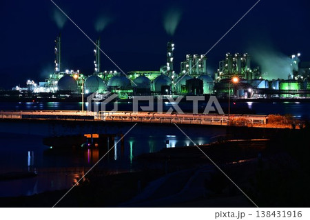 網干の工場夜景 138431916