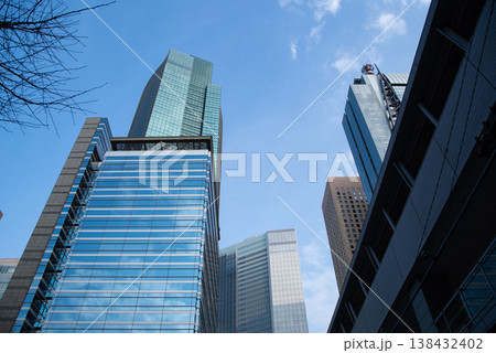 ゆりかもめ・新橋駅前（都市イメージ） 138432402