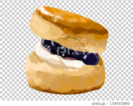 上下に割って真ん中にブルーベリージャムとクロテッドクリームをサンドしたスコーン 138433860