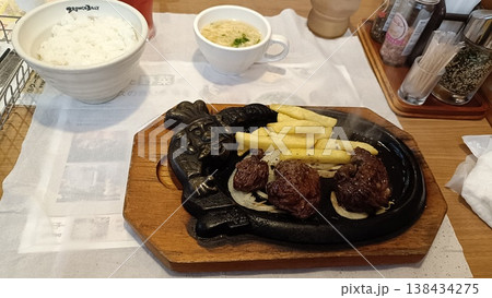 天ぷらそばを食べて 天ぷらそばを食べて 138434275