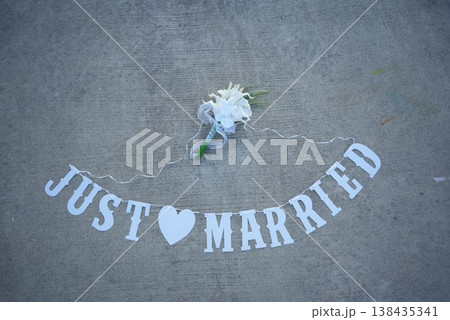 結婚しました。JUST MARRIED 138435341