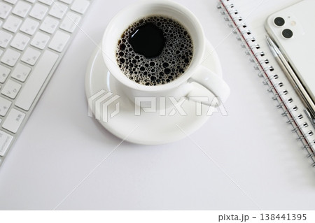 コーヒーブレイク　ワークライフバランス　オンとオフ 138441395