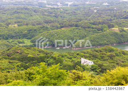 5月下旬の横山展望台・英虞湾の海岸線(三重県志摩) 5月下旬の横山展望台・英虞湾の海岸線(三重県志摩) 138442867