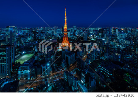 東京タワーと東京の夜景 138442910