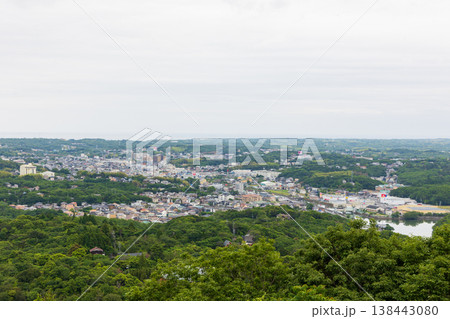 5月下旬の横山展望台・志摩の町並み(三重県志摩) 5月下旬の横山展望台・志摩の町並み(三重県志摩) 138443080