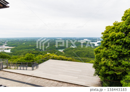 5月下旬の横山展望台デッキ(三重県志摩) 5月下旬の横山展望台デッキ(三重県志摩) 138443183