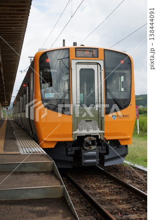 阿武隈急行線の風景 梁川駅(AB900系) 阿武隈急行線の風景 梁川駅(AB900系) 138444091