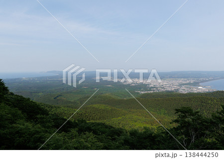 釜臥山展望台から観るむつ市(昼) 釜臥山展望台から観るむつ市(昼) 138444250