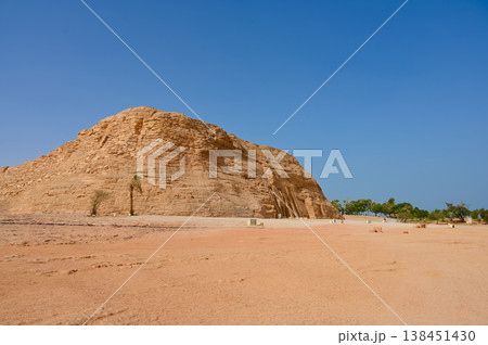 アブ・シンベル神殿 小神殿 ヌビア遺跡 アブ・シンベル神殿 小神殿 ヌビア遺跡 138451430