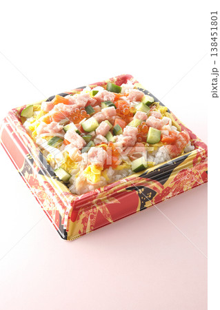 具材たっぷりちらし寿司 具材たっぷりちらし寿司 138451801
