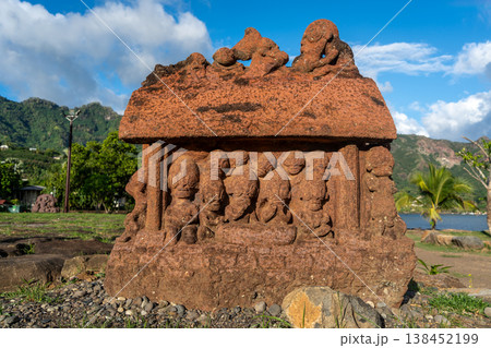 Ancient tiki carvings at Tohua Temehea, Taiohae, Nuku Hiva, French Polynesia Ancient tiki carvings at Tohua Temehea, Taiohae, Nuku Hiva, French Polynesia 138452199