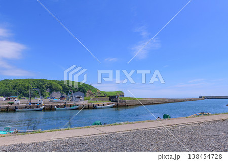 道東の小さな 漁港散布(ちりっぷ)漁港 138454728