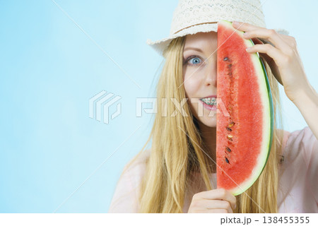 woman holding watermelon fruit woman holding watermelon fruit 138455355