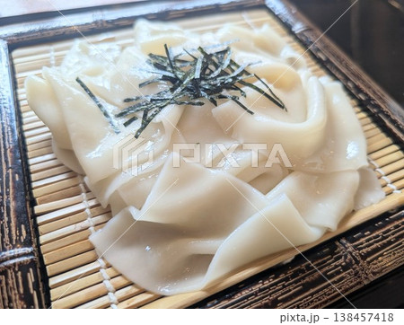 ひもかわうどん ひもかわうどん 138457418