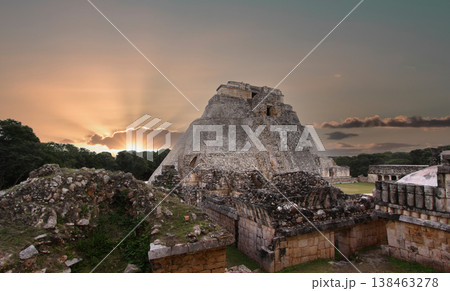 Pyramid of the magician, Uxmal, Yucatan, Mexico Pyramid of the magician, Uxmal, Yucatan, Mexico 138463278