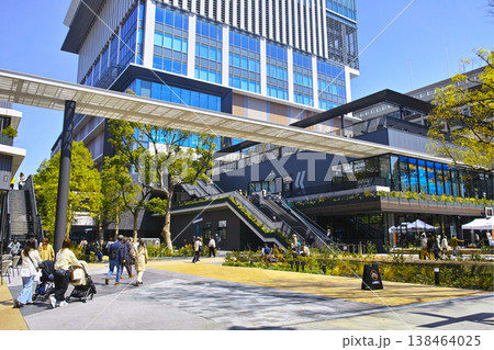 春の関内駅南口前、2026年3月に新しくオープンした商業施設の景観 春の関内駅南口前、2026年3月に新しくオープンした商業施設の景観 138464025
