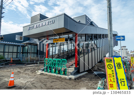 開発中の鹿児島県霧島市隼人駅の連絡通路 西口の工事中 開発中の鹿児島県霧島市隼人駅の連絡通路 西口の工事中 138465833