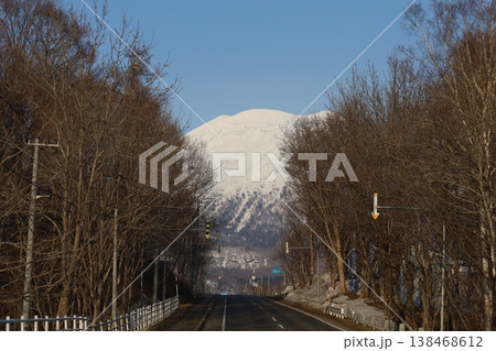 四月初旬、北海道、後志、ニセコ、青天、春来たらし、蝦夷富士、羊蹄山、ニセコ、喜茂別、倶知安、京極、 138468612