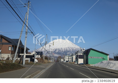 四月初旬、北海道、後志、ニセコ、青天、春来たらし、蝦夷富士、羊蹄山、ニセコ、喜茂別、倶知安、京極、 138468619
