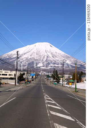 四月初旬、北海道、後志、ニセコ、青天、春来たらし、蝦夷富士、羊蹄山、真狩村、百合根生産日本一の村 四月初旬、北海道、後志、ニセコ、青天、春来たらし、蝦夷富士、羊蹄山、真狩村、百合根生産日本一の村 138469200
