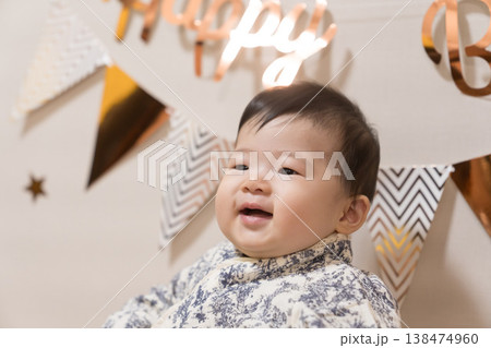 日本人の男の子の誕生日 日本人の男の子の誕生日 138474960