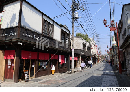 秩父神社の表参道の番場通り商店街 秩父神社の表参道の番場通り商店街 138476090