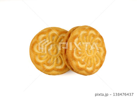 Delicious Crispy Sandwich Biscuit with Smooth Vanilla Cream Filling Isolated on White Background Delicious Crispy Sandwich Biscuit with Smooth Vanilla Cream Filling Isolated on White Background 138476437
