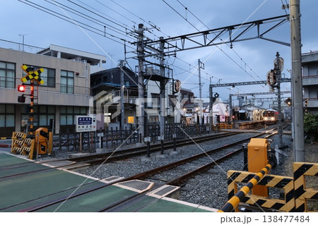秩父鉄道 御花畑No.2踏切（埼玉県秩父市野坂町1丁目） 138477484