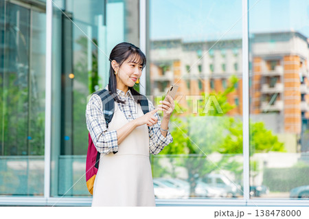 大学生の女の子 大学生の女の子 138478000