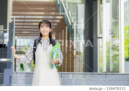 女子大生 138478131