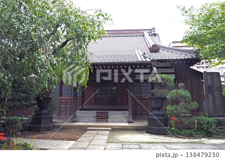 長円寺（長圓寺）の本堂（東京都足立区） 138479230