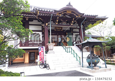 源長寺の本堂（東京都足立区） 138479232