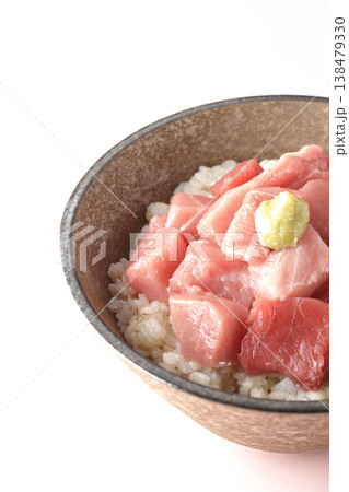 まぐろのぶつ切り丼の単品撮影 138479330