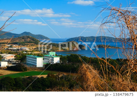 長崎県の五島列島 小値賀島の番岳園地 138479675