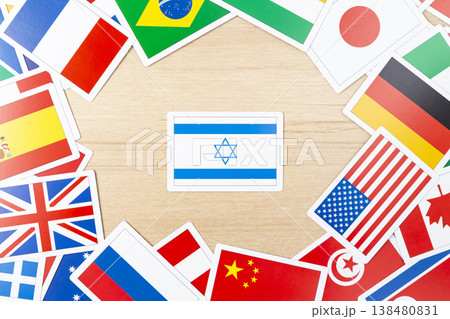 イスラエル国旗とたくさんの国旗カード イスラエル国旗とたくさんの国旗カード 138480831