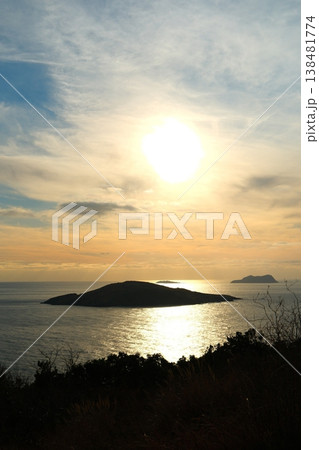 長崎県の五島列島 小値賀島 斑島園地からのサンセット 138481774