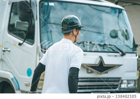 トラックドライバー 138482105