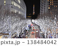 雪降る夜 138484042