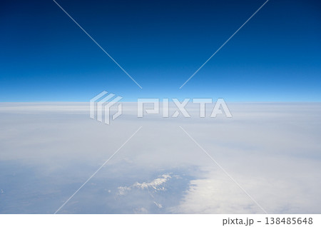 空から見る地球の風景 冠雪した八ヶ岳 空から見る地球の風景 冠雪した八ヶ岳 138485648
