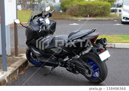 オートバイ（ビックスクーター）　イメージ 138486368