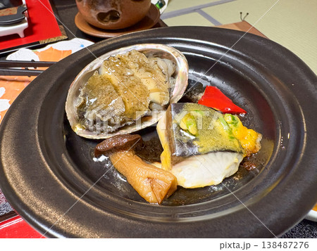 鮑と鰆と野菜の焼物 鮑と鰆と野菜の焼物 138487276