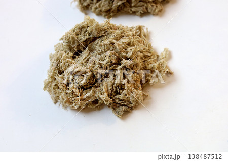 Tororo kombu shaved kelp seaweed fermented Japanese ingredient 138487512