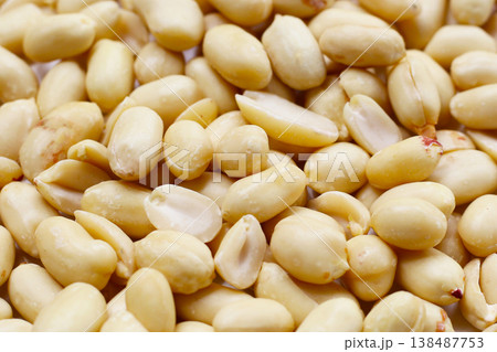 Raw Peeled PeanutsRich in protein Raw Peeled PeanutsRich in protein 138487753