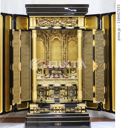 大型の金仏壇 浄土真宗本願寺派(西本願寺)の仏壇① 大型の金仏壇 浄土真宗本願寺派(西本願寺)の仏壇① 138487855